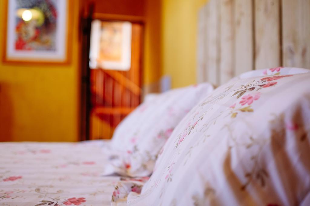 Juzet-de-Luchon Le Poujastou Bed & Breakfast エクステリア 写真